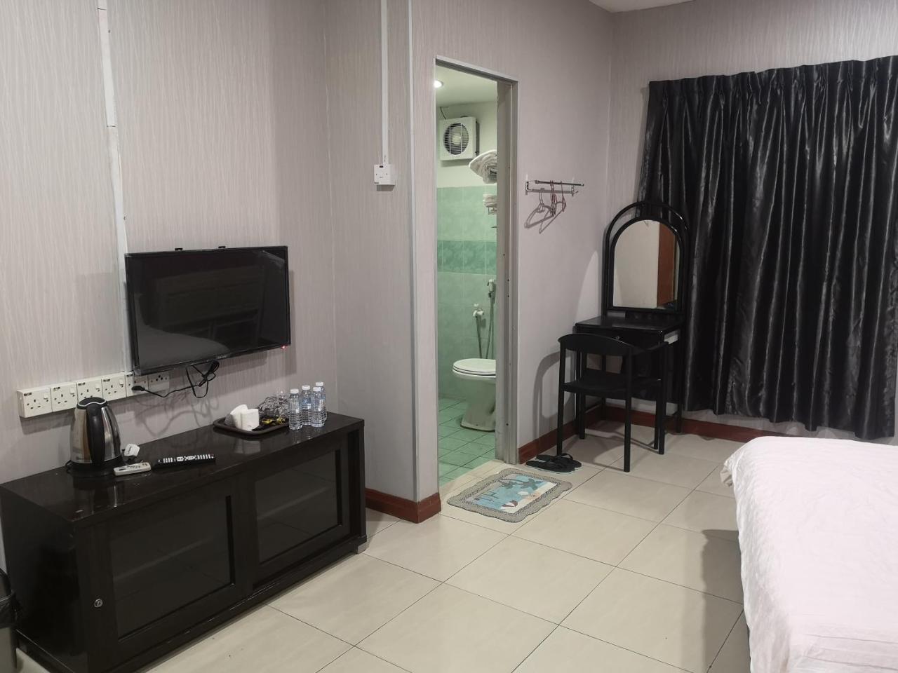 Home Inn Hotel Ipoh Bagian luar foto