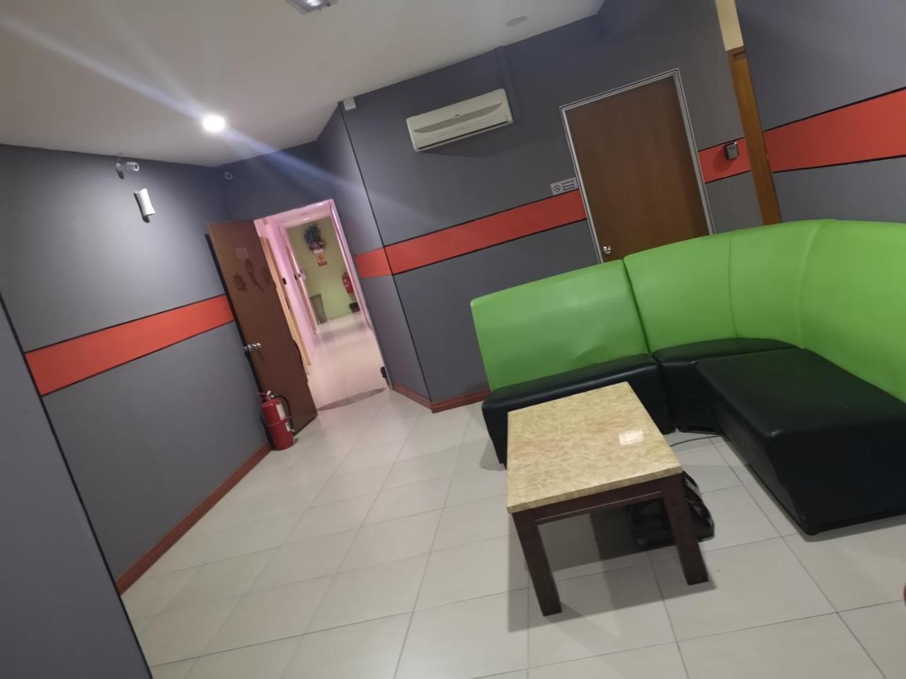 Home Inn Hotel Ipoh Bagian luar foto