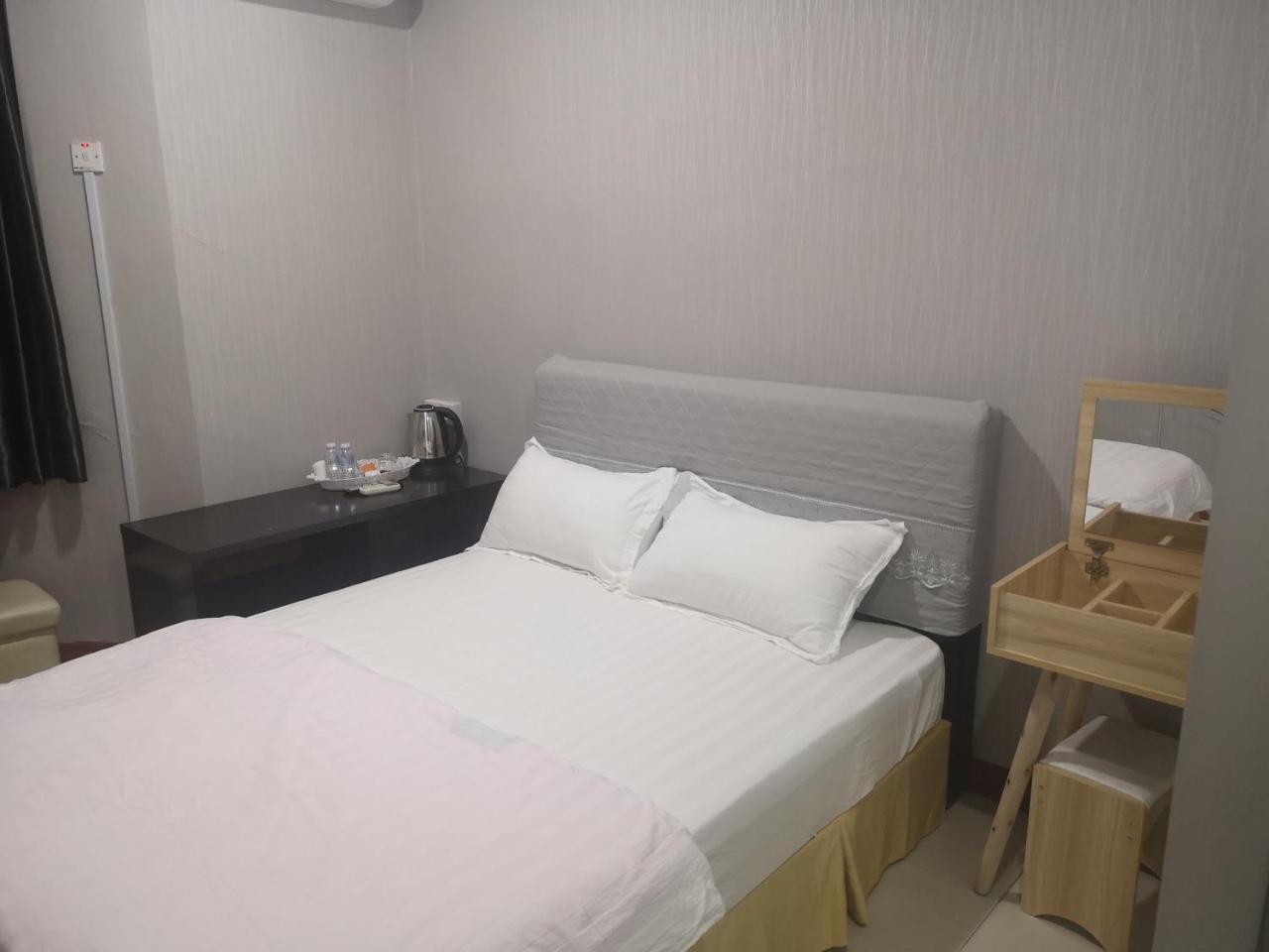 Home Inn Hotel Ipoh Bagian luar foto